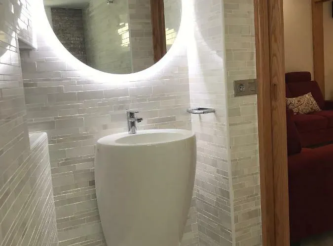 Virgen Del Carmen Abades